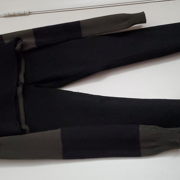 *NWT* Hot Topic's Black and Green Colorblock Bolero - Picture 14 of 16